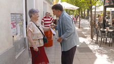 La emoción de Araceli, concursante de 93 años, al llevarse más de 1.000 euros gracias a la pregunta multiplicadora