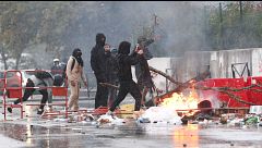 Los institutos siguen ‘ardiendo’ en Francia con 2.000 detenidos y casi 300 agentes heridos