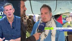 Pepe, desde la acampada de Sol: "Pedro Sánchez es un cobarde, ese no se atreve a pasar por aquí"