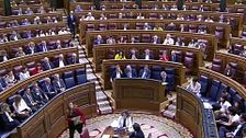 Los posibles escenarios políticos tras la caída de los decretos de la vivienda: un Gobierno tambaleante y una coalición amenazante