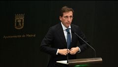 Almeida, a la oposición tras el minuto de silencio a Maricarmen: “Son tan miserables que ha durado 40 segundos”