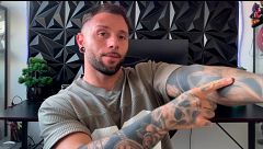 Rubén, de ‘LIDLT’, enseña todos sus tatuajes: “Cuentan la historia de mi vida”