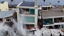 Los huracanes 'Rachel' e 'Isaias' inundan Las Vegas y destrozan Long Beach pese a las barreras de protección