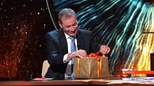 ‘Horizonte’ sorprende a Tomás Gómez con un regalo muy especial: “Nos quedamos con que lo habías perdido”