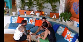 Miguel confiesa a sus compañeros la pesadilla que ha tenido en Villa Playa: "Estaba en la hoguera y…"