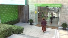 La ayuda de la AECC a los pacientes de cáncer para que no caminen solos: “Ofrecemos una cartera de servicios completamente gratuita”