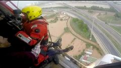 Así operan los servicios de rescate de Salvamento Marítimo desde el aire: "Ya hemos trabajado en dos DANAS"