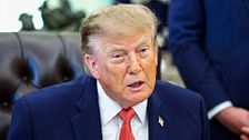 Trump dice que “Rusia se ha portado bien con Ucrania” y que “Zelensky no está ayudando”
