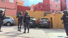 Despliegue policial en las calles de Ceuta en busca de inmigrantes irregulares escondidos