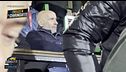 Las caras de Monchi viendo los goles del Sestao y justo antes de destituir a Manolo González