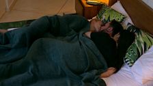 La siesta más 'hot' de Rubén con Nieves y Andrea deja a toda la villa alucinando: "Esto ya es demasiado"