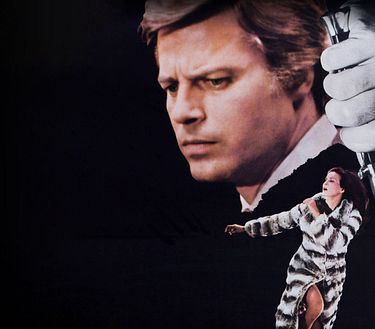 Una lucertola con la pelle di donna