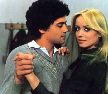 La liceale nella classe dei ripetenti