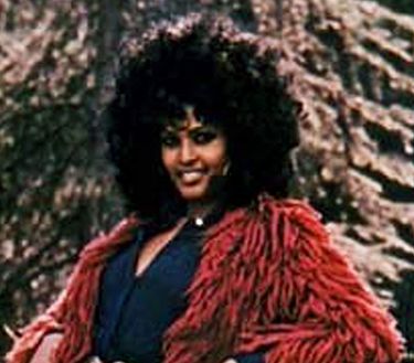 La ragazza fuoristrada