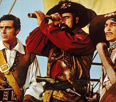 L'uomo mascherato contro i pirati