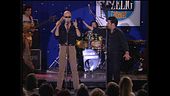 Lillo & Greg e i Latte e i suoi derivati cantano "Ginoska"