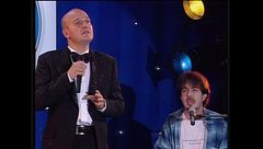 Rocco Tanica e Claudio Bisio cantano "My way" a Zelig - Facciamo cabaret 1997