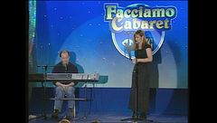 Flavio Oreglio e Marina Massironi cantano a Zelig - Facciamo Cabaret 1998