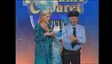 Vito Catozzo scopre le lettere d'amore della figlia a Zelig - Facciamo Cabaret 1998