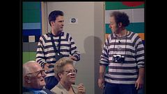 Ale e Franz disturbano Simona Ventura a Zelig - Facciamo Cabaret 1999