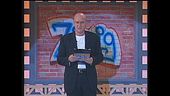Claudio Bisio legge un proverbio taoista a Zelig 2000