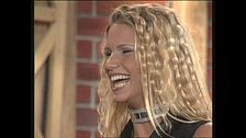 La prima apparizione di Michelle Hunziker a Zelig 2000
