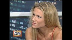 Dario Vergassola ci prova con Michelle Hunziker a Zelig 2000