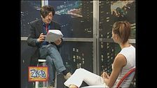 Dario Vergassola ci prova con Martina Colombari a Zelig 2000