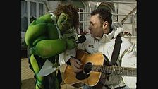 GOLIA: Hulko e la canzone mostruosa