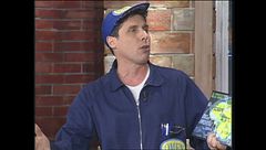 Omen legge l'email dei discepoli a Zelig 2002