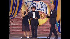 Silvano il mago di Milano e il numero di illusione ottica con Michelle Hunziker