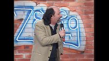 Antonio Cornacchione è un comico libero