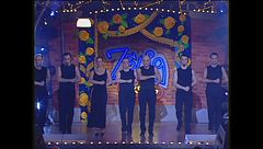 Vanessa Incontrada e Claudio Bisio ballerini di flamenco a Zelig Circus 2004