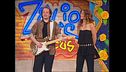 Dado dedica una canzone a Vanessa Incontrada a Zelig Circus 2004