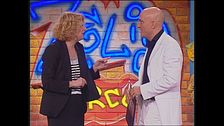Angela Finocchiaro è la consulente finanziaria di Claudio Bisio