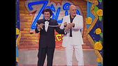 Silvano il mago di Milano e il suo assistente Lotar a Zelig Circus 2004