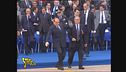 Berlusconi come le veline...