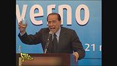 Berlusconi beve grappa