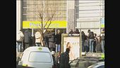 LUCCI: Immigrati in fila alla posta