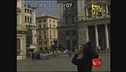 Prodi affacciato alla finestra