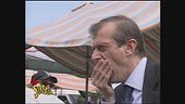 Fassino sbadiglia