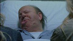 Episodio 6 - Scandalo al centro