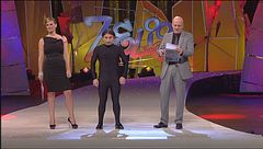 Simone Barbato mima gli animali a Zelig 2010