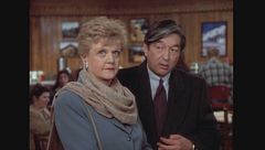 Ep. 7 - Impermeabile bianco/Esplosioni al nord - I parte