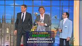 Entrata in studio di Ezio ed Enzino
