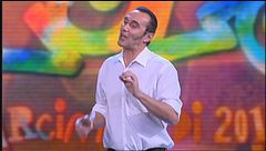 Giuseppe Giacobazzi commenta gli spot televisivi a Zelig 2012