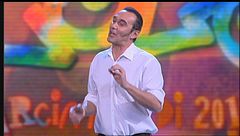 Giuseppe Giacobazzi commenta gli spot televisivi a Zelig 2012