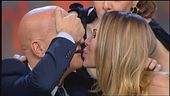Ilary Blasi presenta la panchina di Ale e Franz a Zelig 2012