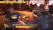 Balotelli e Striscia, storia di un amore