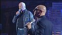 Gino Paoli e Giuliano Palma cantano "Che cosa c'è" a Zelig Circus 2013